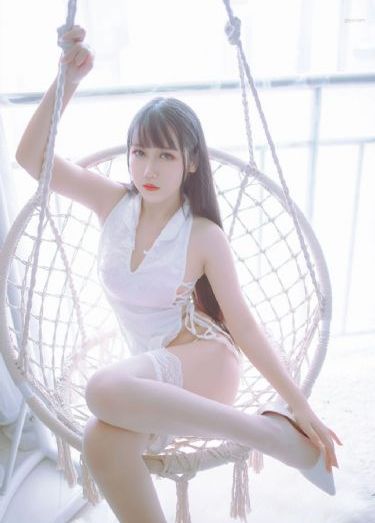 日韩精品精品不卡穿越霸王花2_4K在线播放观看